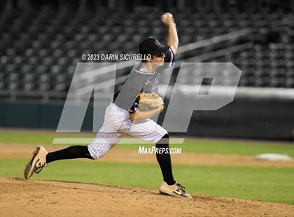 Thumbnail 2 in Queen Creek vs Basha (AIA 6A Semifinal) photogallery.