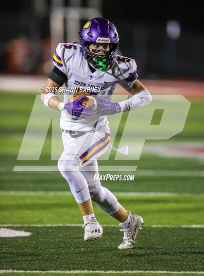 Thumbnail 3 in Guerin Catholic @ Pike photogallery.
