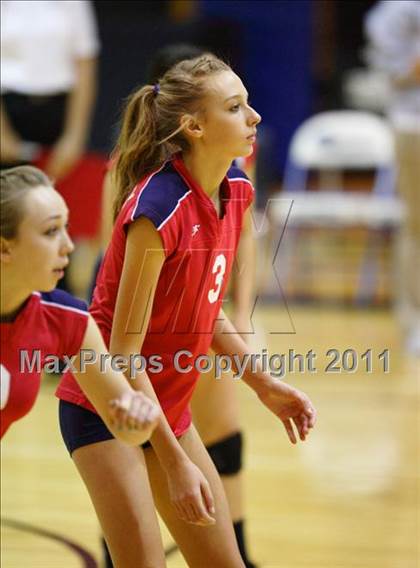 Thumbnail 2 in Liberty @ Grandview (Class 5A Region B Playoff) photogallery.