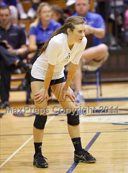 Thumbnail 1 in Liberty @ Grandview (Class 5A Region B Playoff) photogallery.