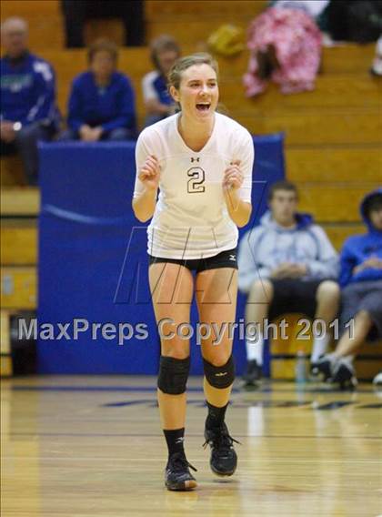 Thumbnail 1 in Liberty @ Grandview (Class 5A Region B Playoff) photogallery.