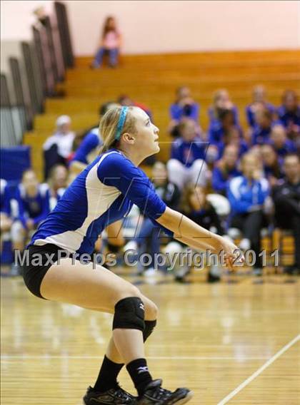 Thumbnail 3 in Liberty @ Grandview (Class 5A Region B Playoff) photogallery.