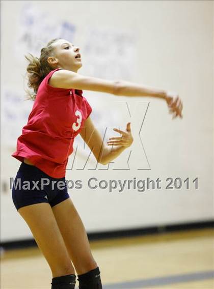 Thumbnail 1 in Liberty @ Grandview (Class 5A Region B Playoff) photogallery.