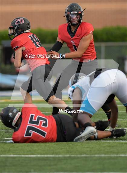 Thumbnail 3 in Seguin @ Burleson photogallery.