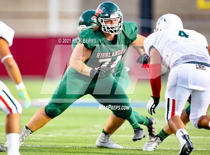 Thumbnail 3 in The Woodlands vs Aguilas MX Prep Mexico photogallery.