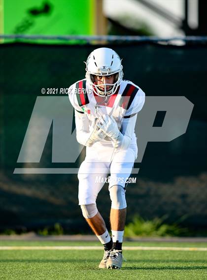 Thumbnail 3 in The Woodlands vs Aguilas MX Prep Mexico photogallery.