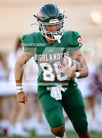 Thumbnail 3 in The Woodlands vs Aguilas MX Prep Mexico photogallery.