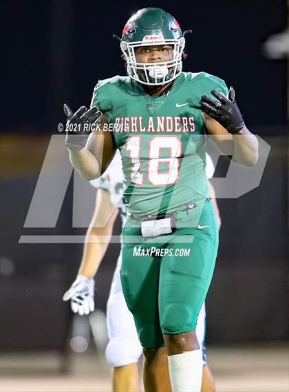 Thumbnail 3 in The Woodlands vs Aguilas MX Prep Mexico photogallery.