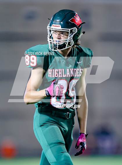 Thumbnail 3 in The Woodlands vs Aguilas MX Prep Mexico photogallery.