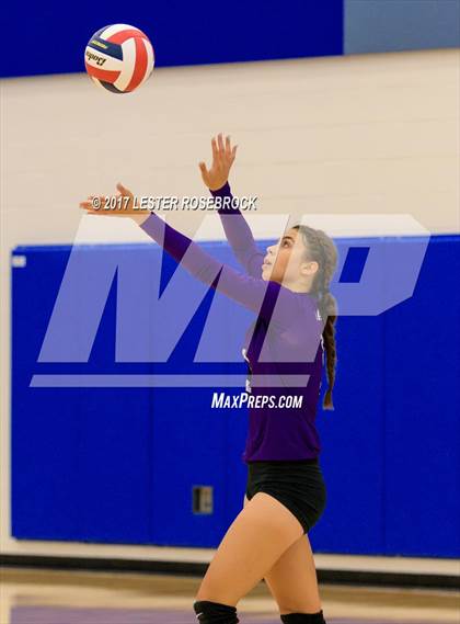 Thumbnail 2 in Warren vs Boerne (NISD Tournament) photogallery.