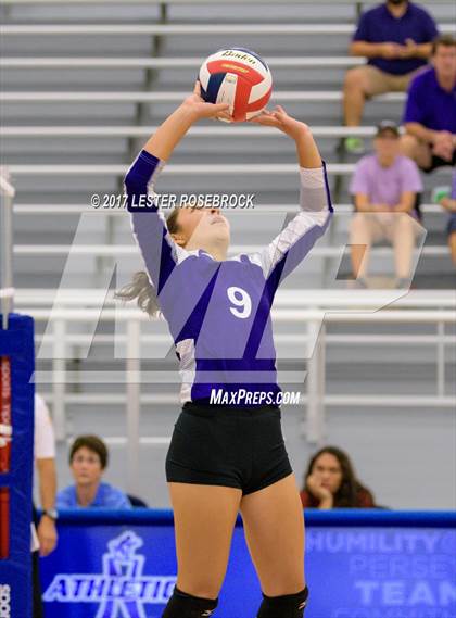 Thumbnail 2 in Warren vs Boerne (NISD Tournament) photogallery.