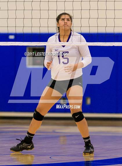 Thumbnail 2 in Warren vs Boerne (NISD Tournament) photogallery.