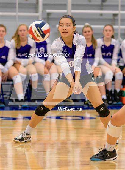 Thumbnail 1 in Warren vs Boerne (NISD Tournament) photogallery.