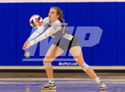 Thumbnail 2 in Warren vs Boerne (NISD Tournament) photogallery.
