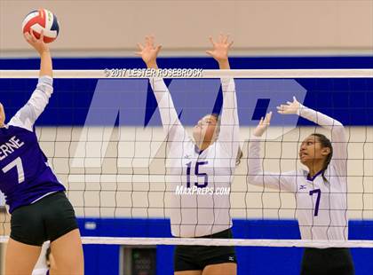 Thumbnail 2 in Warren vs Boerne (NISD Tournament) photogallery.