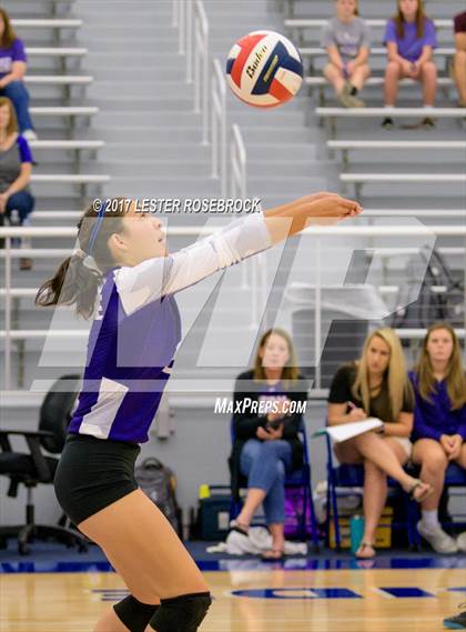 Thumbnail 3 in Warren vs Boerne (NISD Tournament) photogallery.