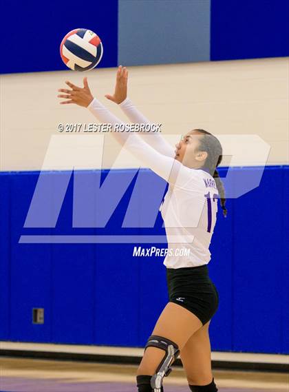 Thumbnail 1 in Warren vs Boerne (NISD Tournament) photogallery.