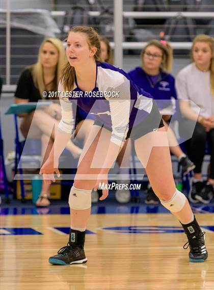 Thumbnail 1 in Warren vs Boerne (NISD Tournament) photogallery.