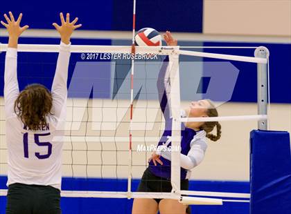 Thumbnail 2 in Warren vs Boerne (NISD Tournament) photogallery.
