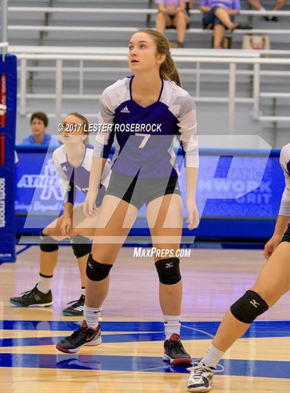Thumbnail 2 in Warren vs Boerne (NISD Tournament) photogallery.