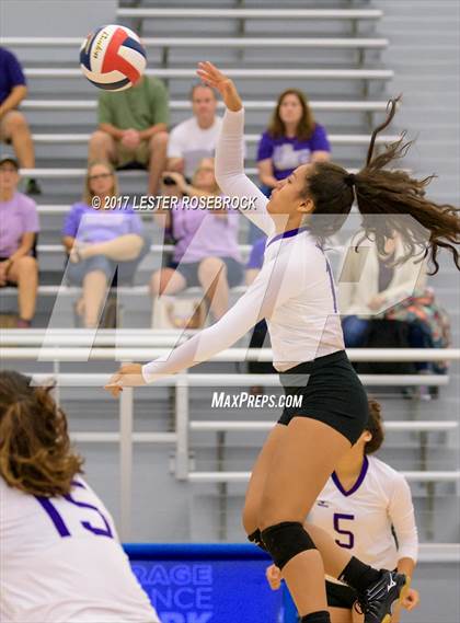 Thumbnail 1 in Warren vs Boerne (NISD Tournament) photogallery.