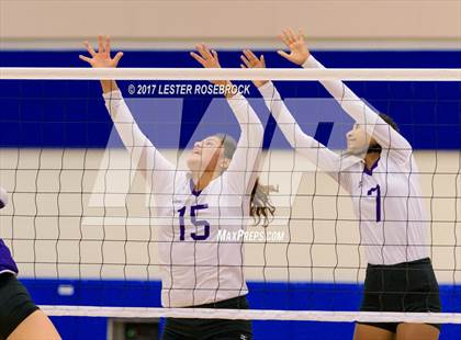 Thumbnail 1 in Warren vs Boerne (NISD Tournament) photogallery.