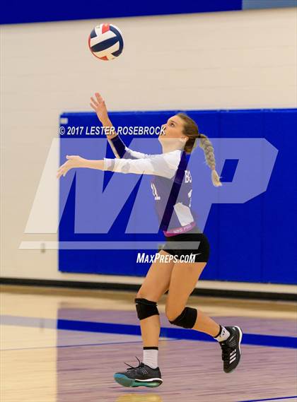 Thumbnail 1 in Warren vs Boerne (NISD Tournament) photogallery.