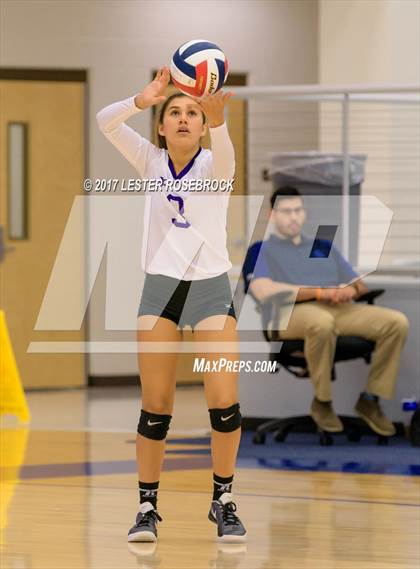 Thumbnail 3 in Warren vs Boerne (NISD Tournament) photogallery.