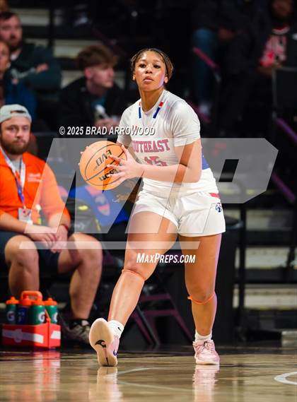 Thumbnail 2 in Southeast Alamance vs North Wilkes (NCHSAA 2A Final) photogallery.