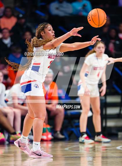 Thumbnail 1 in Southeast Alamance vs North Wilkes (NCHSAA 2A Final) photogallery.