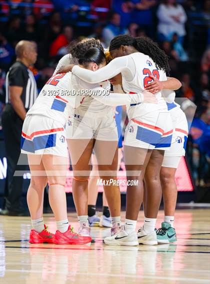 Thumbnail 1 in Southeast Alamance vs North Wilkes (NCHSAA 2A Final) photogallery.
