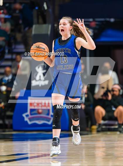 Thumbnail 3 in Southeast Alamance vs North Wilkes (NCHSAA 2A Final) photogallery.