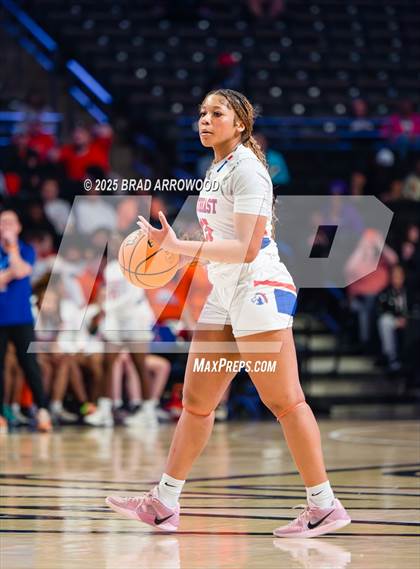 Thumbnail 1 in Southeast Alamance vs North Wilkes (NCHSAA 2A Final) photogallery.