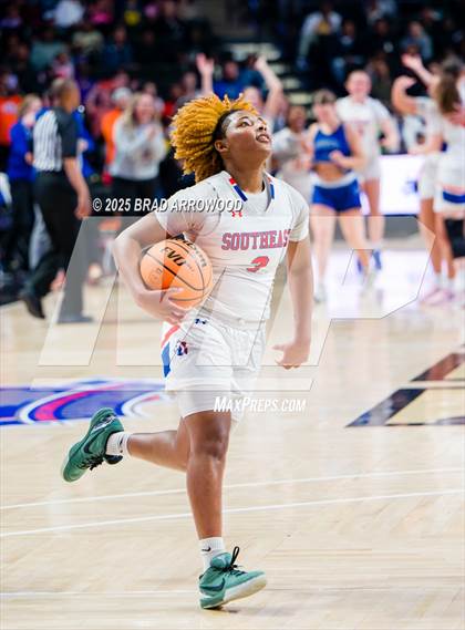 Thumbnail 2 in Southeast Alamance vs North Wilkes (NCHSAA 2A Final) photogallery.