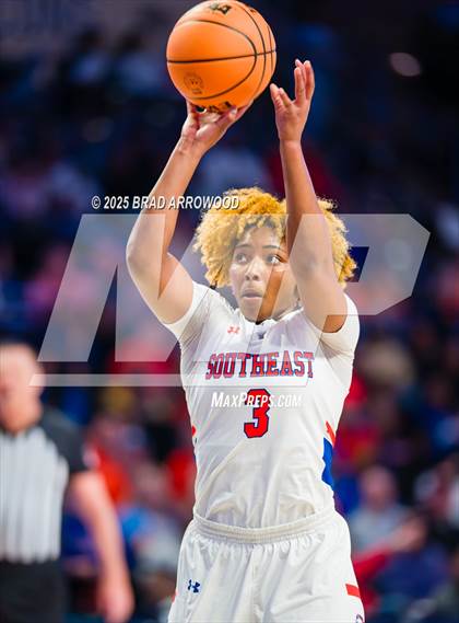Thumbnail 1 in Southeast Alamance vs North Wilkes (NCHSAA 2A Final) photogallery.