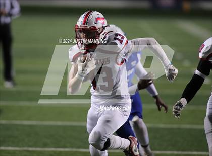 Thumbnail 3 in Midland vs. Strong (AAA 8 Man Final) photogallery.