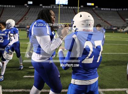 Thumbnail 1 in Midland vs. Strong (AAA 8 Man Final) photogallery.