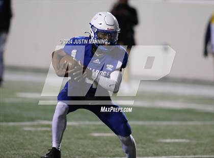 Thumbnail 1 in Midland vs. Strong (AAA 8 Man Final) photogallery.