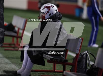 Thumbnail 1 in Midland vs. Strong (AAA 8 Man Final) photogallery.