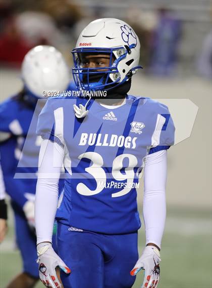 Thumbnail 1 in Midland vs. Strong (AAA 8 Man Final) photogallery.