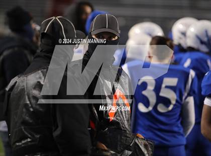Thumbnail 1 in Midland vs. Strong (AAA 8 Man Final) photogallery.