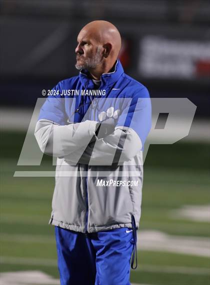 Thumbnail 1 in Midland vs. Strong (AAA 8 Man Final) photogallery.