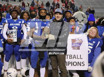 Thumbnail 2 in Midland vs. Strong (AAA 8 Man Final) photogallery.