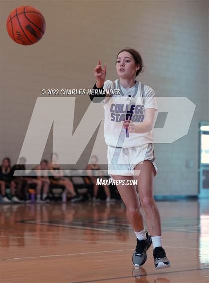 Thumbnail 2 in Sealy @ College Station photogallery.