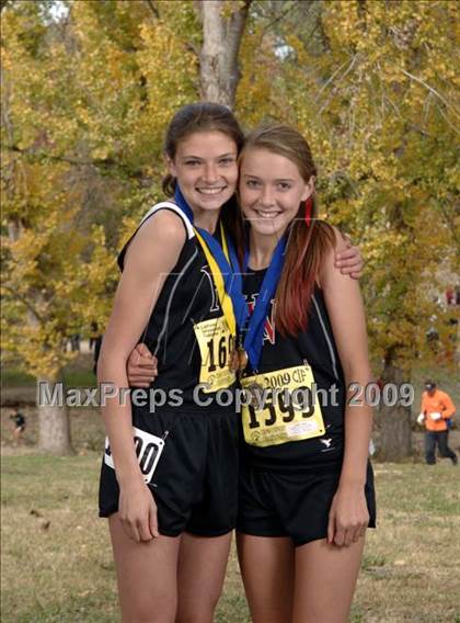 Thumbnail 1 in CIF State Cross Country Championships (Individual Award Photos) photogallery.