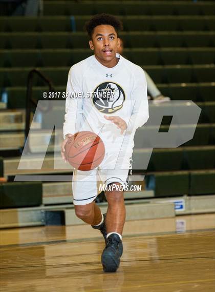 Thumbnail 2 in Concord vs. American Canyon (Gauchos Holiday Classic) photogallery.