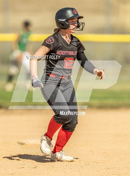 Thumbnail 2 in Skutt Catholic vs. Scottsbluff photogallery.