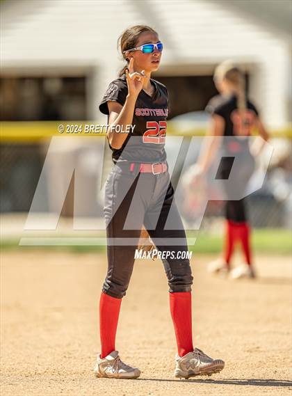 Thumbnail 3 in Skutt Catholic vs. Scottsbluff photogallery.