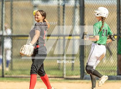 Thumbnail 2 in Skutt Catholic vs. Scottsbluff photogallery.