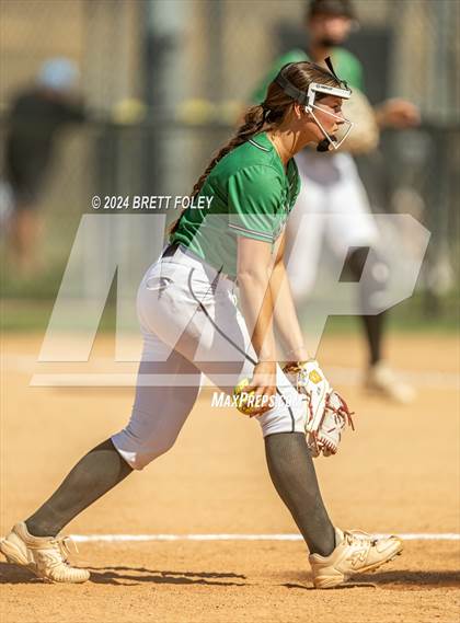 Thumbnail 1 in Skutt Catholic vs. Scottsbluff photogallery.